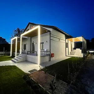 Agora Lx & Θεσσαλονίκη